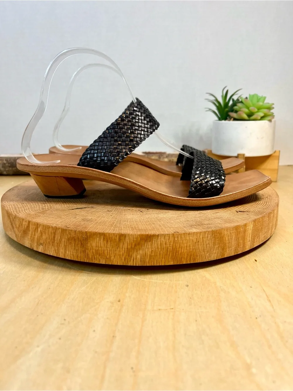 Cydwoq Parallel Kitten Heel Woven Strap Sandals in Black Size 39.5